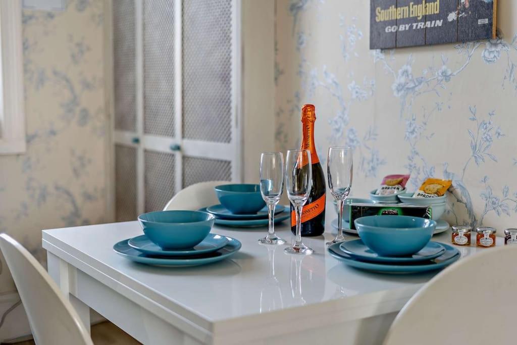 Willa Dizzy Heights Swanage Sleeps 10 With Amazing Views Zewnętrze zdjęcie